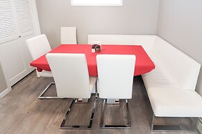 Downtown Granby Retreat & Spa