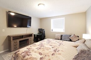 Downtown Granby Retreat & Spa