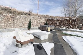 Downtown Granby Retreat & Spa