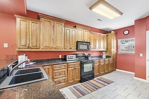 Rockwood Lakeview Getaway Incredible Location!