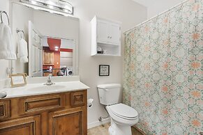 Rockwood Lakeview Getaway Incredible Location!