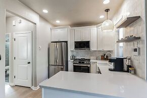 Retreat in Bouldin Creek Walkable to Restaurants