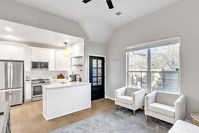 Retreat in Bouldin Creek Walkable to Restaurants