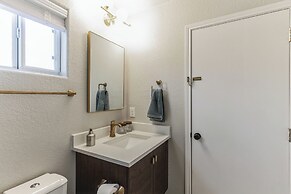 Retreat in Bouldin Creek Walkable to Restaurants