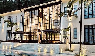 Miss Ceylon Unawatuna