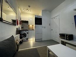 Onsite Apartments in Central Brentwood