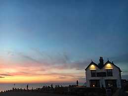 Lovely Fisherman's Cottage Near Beach and Harbour