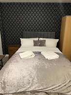 Luxury Studio Apartment