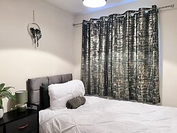 The Olive Nest Lush House in Ashford With Drive