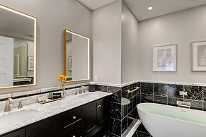 Rockport Harbor Hotel