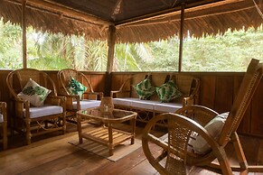 Eywa Lodge Amazonas: Luxurious Eco Escape – All-Inclusive Adventure in
