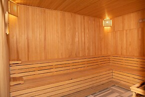 Ramada Encore by Wyndham Istanbul Arnavutkoy