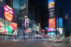 SpringHill Suites by Marriott New York Manhattan Times Square