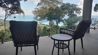 Casa Lavista in Bah a Ballena