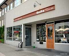 Chic 2BR Suite Vancouver West Downtown