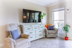 10 D, One Bedroom Condo