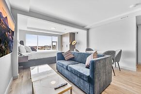 Skye Hotel & Residences