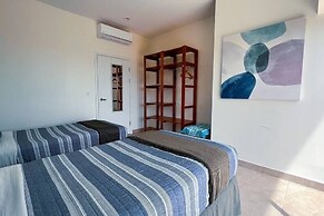 Elegant Oceanview Penthouse - Steps from Jaco Beach & Nightlife