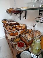 Pousada Sinhá Moça Campos Ltda