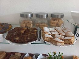 Pousada Sinhá Moça Campos Ltda