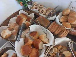 Pousada Sinhá Moça Campos Ltda