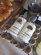 Pousada Sinhá Moça Campos Ltda