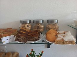 Pousada Sinhá Moça Campos Ltda