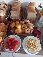 Pousada Sinhá Moça Campos Ltda