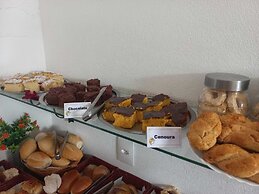 Pousada Sinhá Moça Campos Ltda