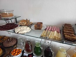 Pousada Sinhá Moça Campos Ltda