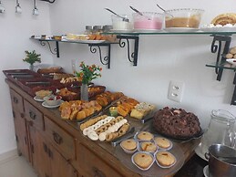 Pousada Sinhá Moça Campos Ltda