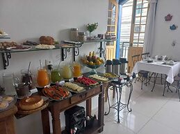 Pousada Sinhá Moça Campos Ltda