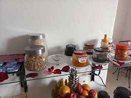 Pousada Sinhá Moça Campos Ltda