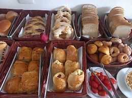 Pousada Sinhá Moça Campos Ltda