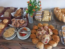 Pousada Sinhá Moça Campos Ltda