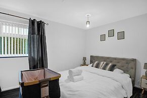 1br-sleeps2-parking-nearcitycentre-jlr-nec