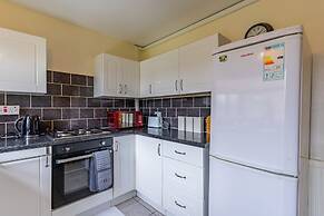 1br-sleeps2-parking-nearcitycentre-jlr-nec