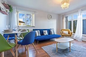 1br-sleeps2-parking-nearcitycentre-jlr-nec