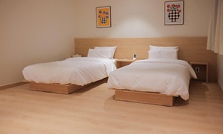 Ace Hotel by Cozy Daejeon Yuseong Branch