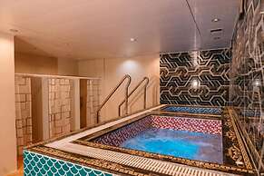 Diamond Hotel