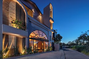 Seascape Luxury Resort & Spa Sanur by INi Vie Hospitality