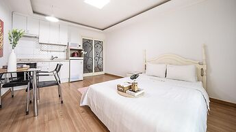 Ganghwa Nakjogaboineun spa Pension