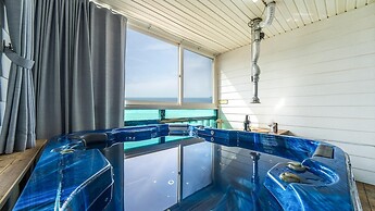 Ganghwa Nakjogaboineun spa Pension