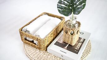 Ganghwa Nakjogaboineun spa Pension