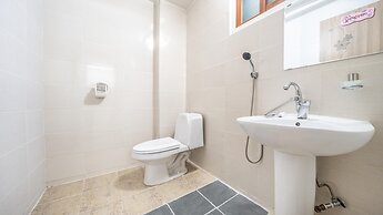 Ganghwa Nakjogaboineun spa Pension