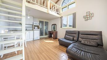 Ganghwa Nakjogaboineun spa Pension