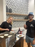 Howzit Hostels Hawaii