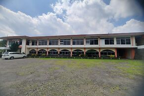 Capital O 93733 Hotel Linggarjati Kuningan