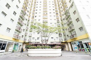 OYO 93734 The Metro Suites Apartment By Retro Rent