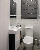 George Residence Parkview